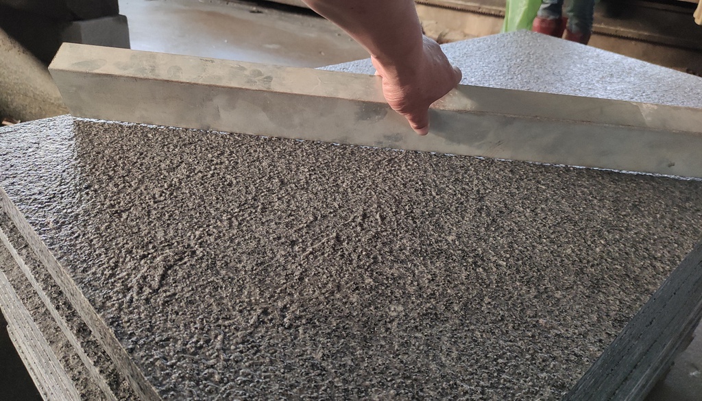 Dalles en granit G654 (/m2)