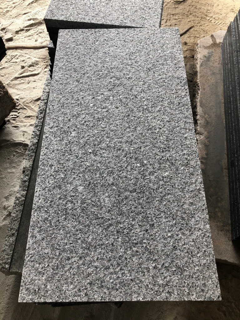 Dalles en granit G654 (/m2)